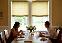 Appréciez vos repas à l’ombre grâce à des stores personnalisés